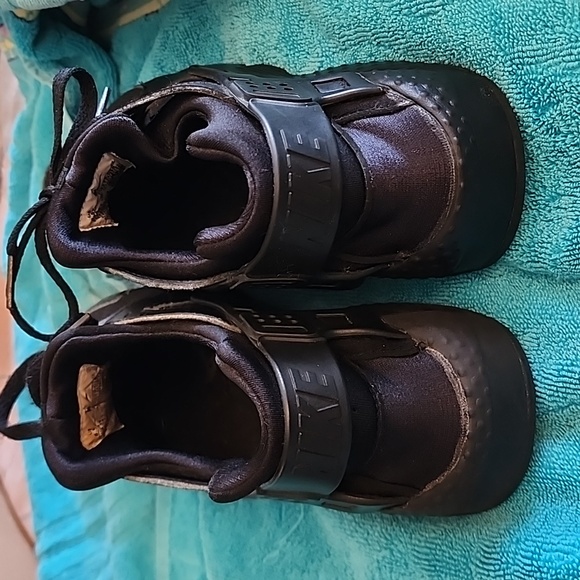 Huarache - Picture 3 of 4